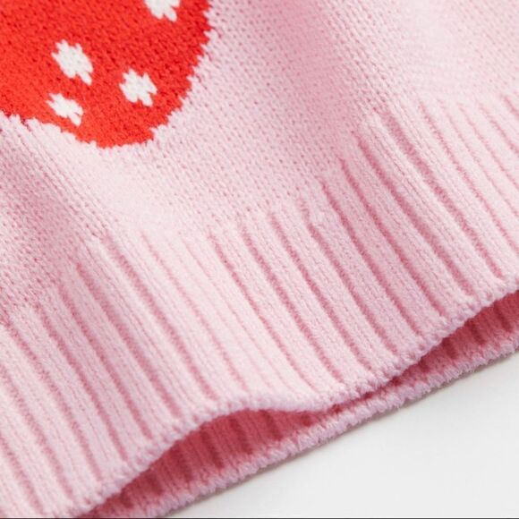 H&M Knit Vest Strawberry New - Picture 3 of 4